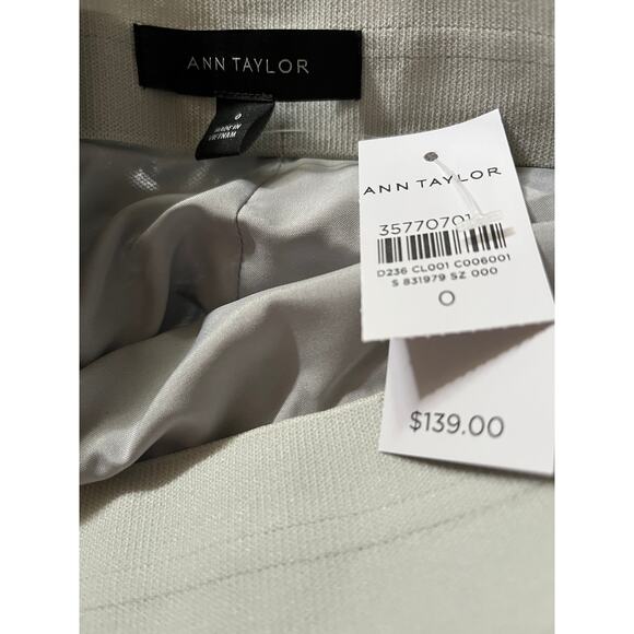 Ann Taylor lightweight sequin skirt -0 - Picture 3 of 4